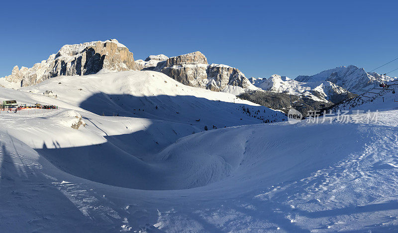 意大利冬季的白云石来自Val di Fassa滑雪场，Trentino-Alto-Adige地区，意大利